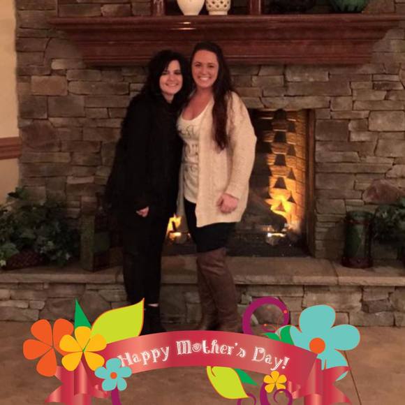 Meet your Posher, Mandi - Picture 1 of 1